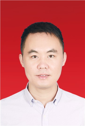 特聘領(lǐng)域?qū)＜?易海明
